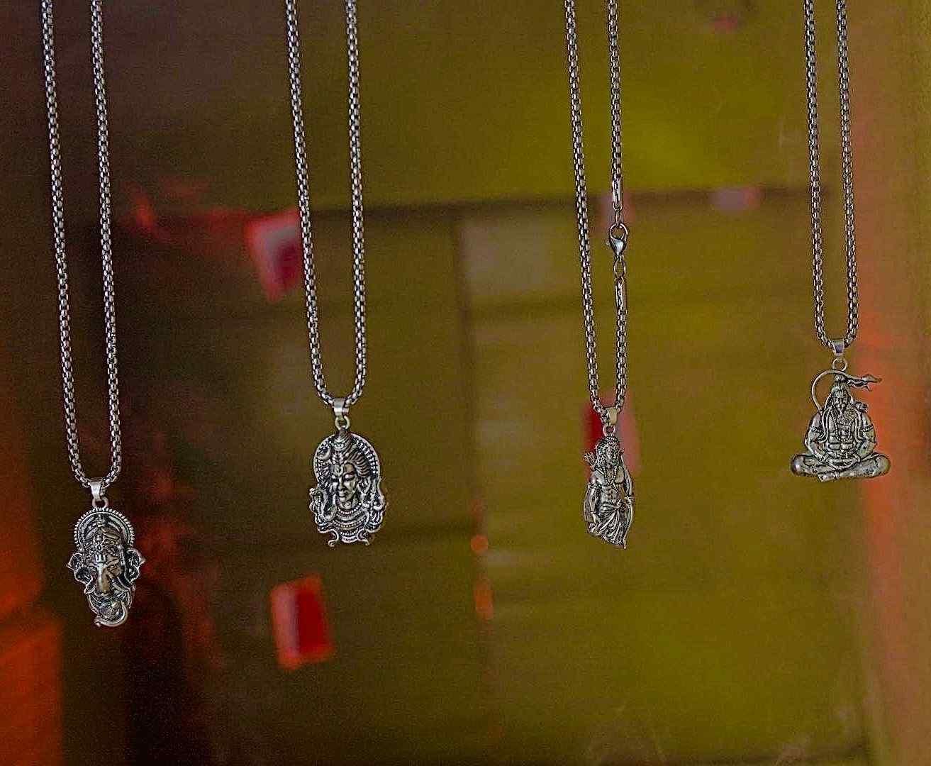 Buy 1 Get 3 Free Oxidised Pendant Chain Set – Pack of 4 | Unisex | Alloy Material